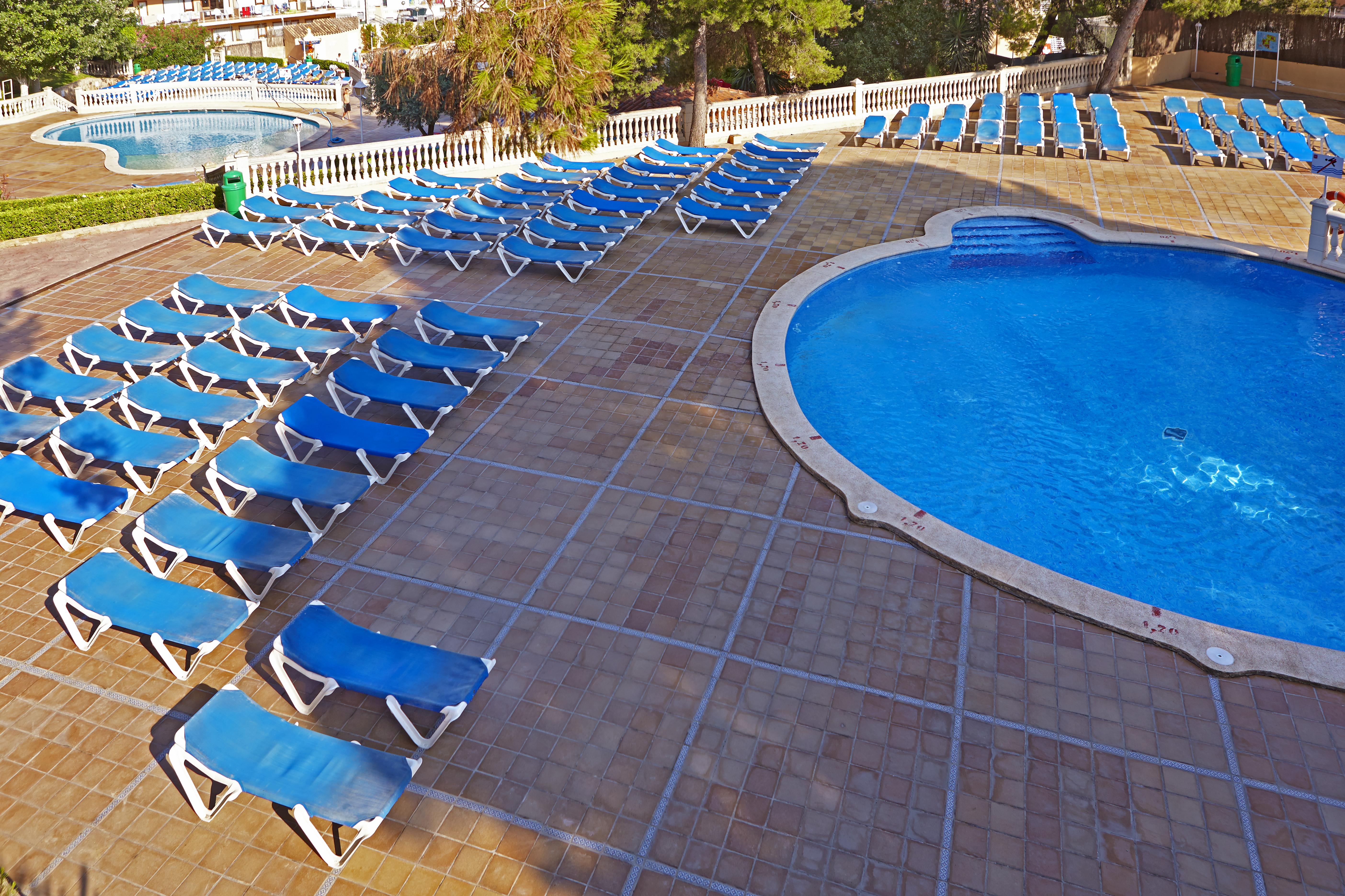 Отель Sahara Nubia Gobi Ses Cadenes Экстерьер фото A swimming pool at a hotel